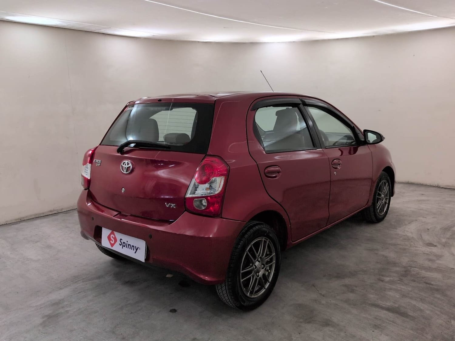 View 2017 Toyota Etios Liva VX Image 5 Used 2017 Toyota Etios Liva VX Image 5