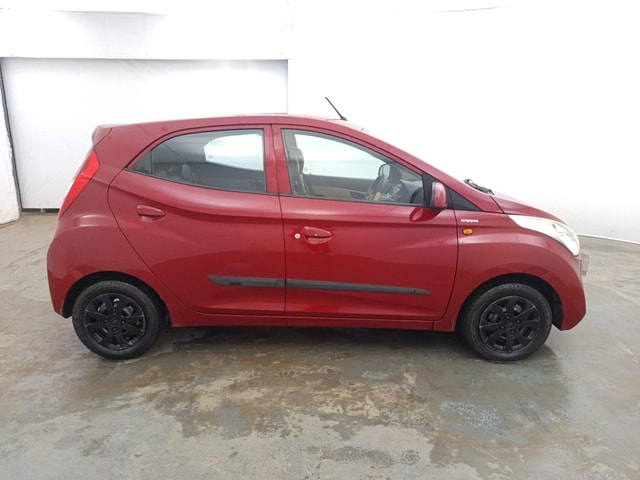 View Hyundai EON Image 6 Used Hyundai EON Image 6