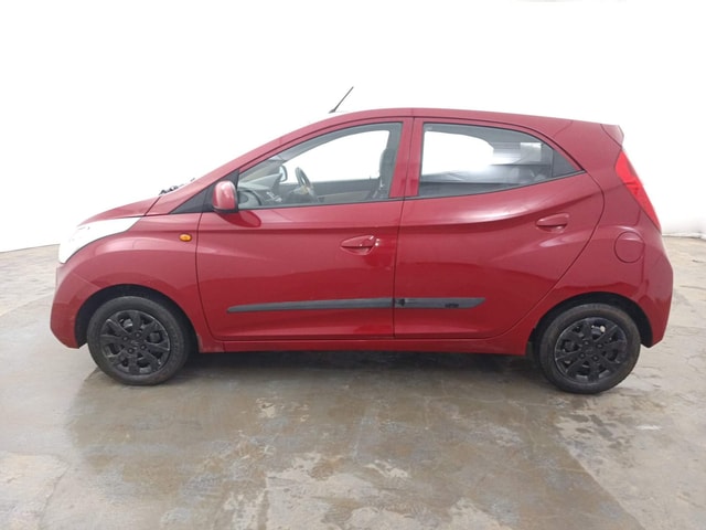 View Hyundai EON Image 2 Used Hyundai EON Image 2