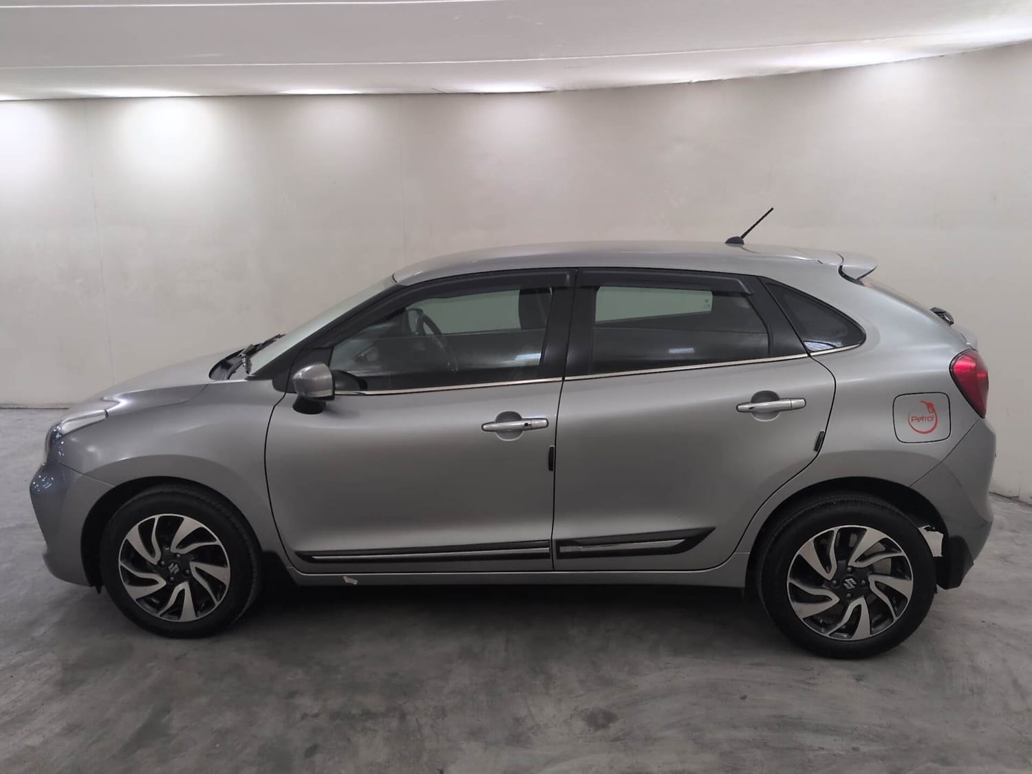 View 2020 Maruti Suzuki Baleno Alpha CVT Petrol BS IV Image 2 Used 2020 Maruti Suzuki Baleno Alpha CVT Petrol BS IV Image 2
