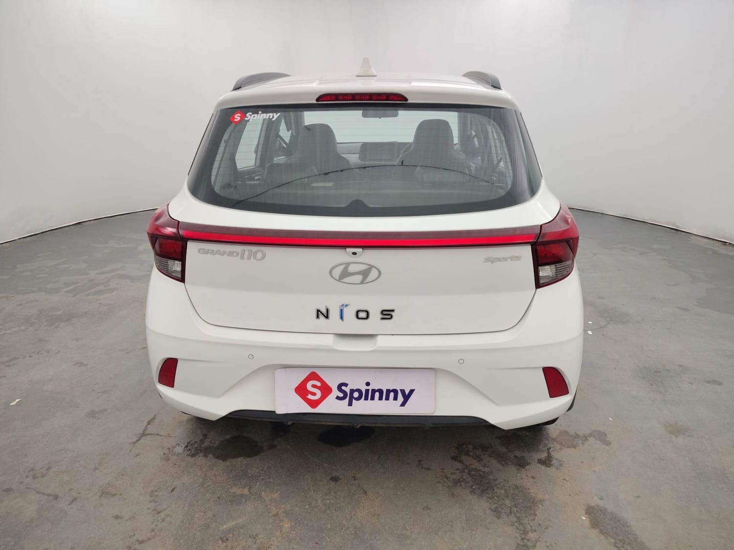 View 2023 Hyundai Grand i10 Nios Sportz Petrol Image 4 Used 2023 Hyundai Grand i10 Nios Sportz Petrol Image 4