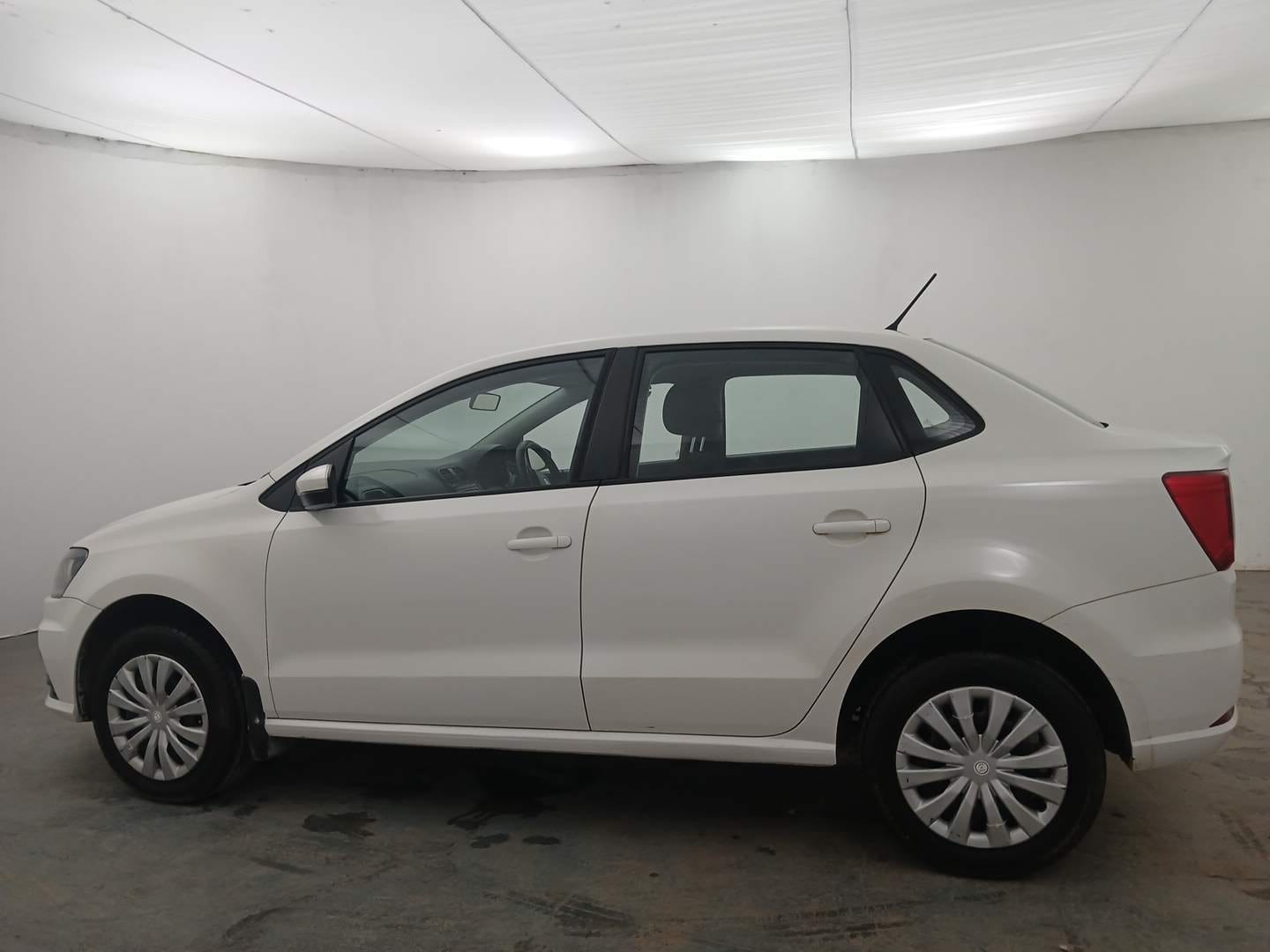 View 2019 Volkswagen Ameo 1.0 L MPI Petrol Comfortline Image 2 Used 2019 Volkswagen Ameo 1.0 L MPI Petrol Comfortline Image 2