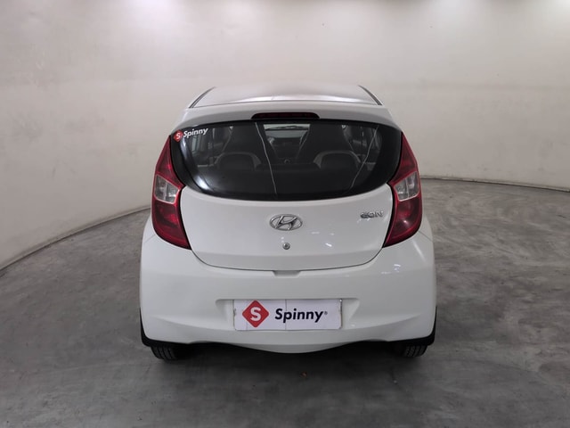 View Hyundai EON Image 4 Used Hyundai EON Image 4