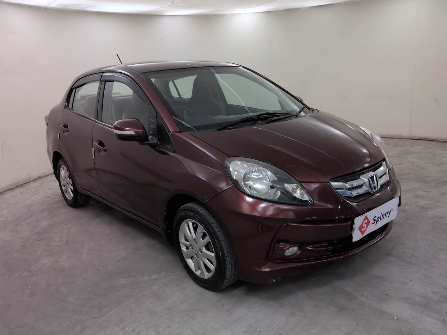 View 2013 Honda Amaze VX MT Diesel Image 7 Used 2013 Honda Amaze VX MT Diesel Image 7
