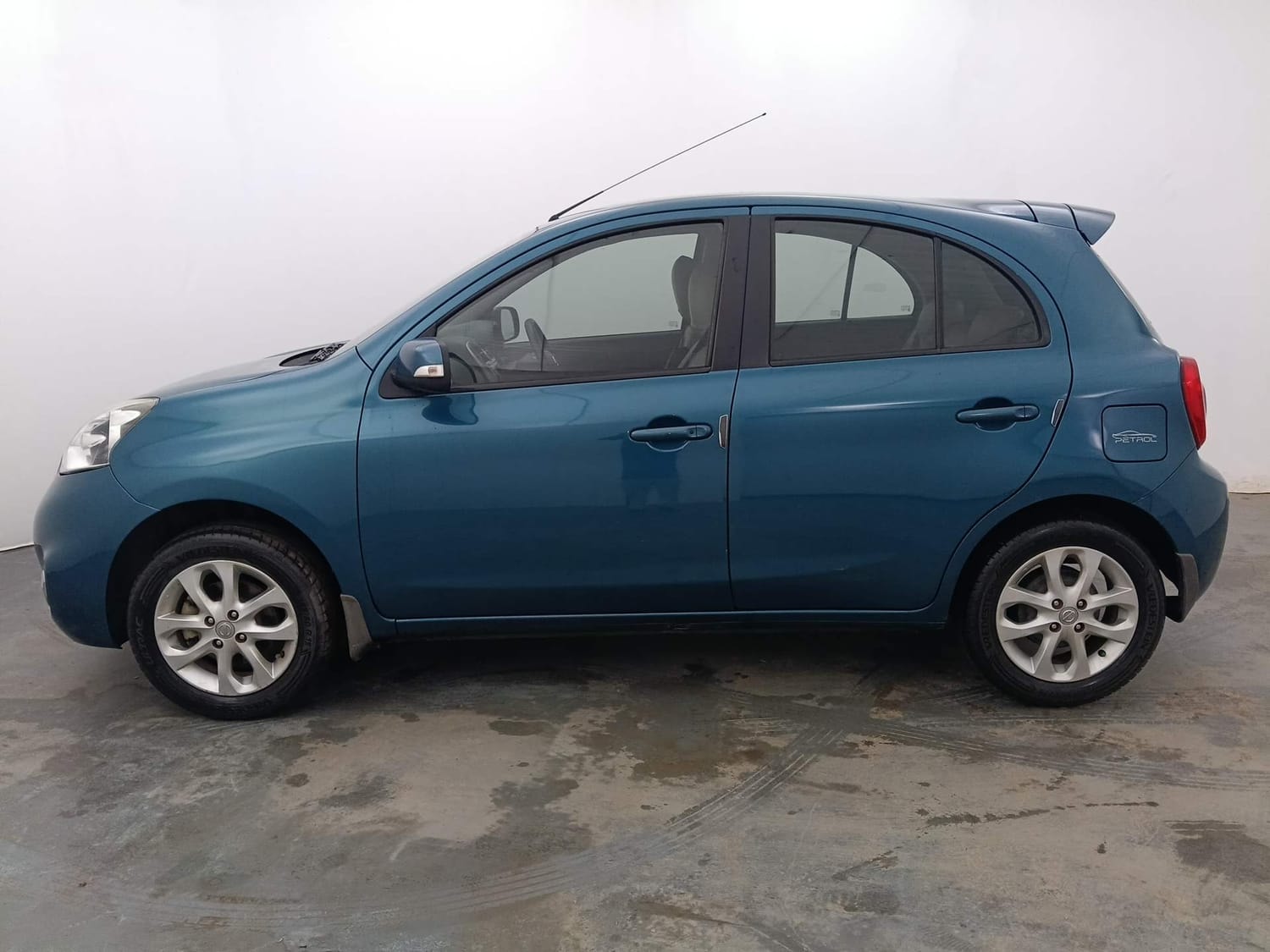 View 2019 Nissan Micra XV (CVT) Image 2 Used 2019 Nissan Micra XV (CVT) Image 2