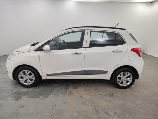 View Hyundai Grand i10 Image 2 Used Hyundai Grand i10 Image 2