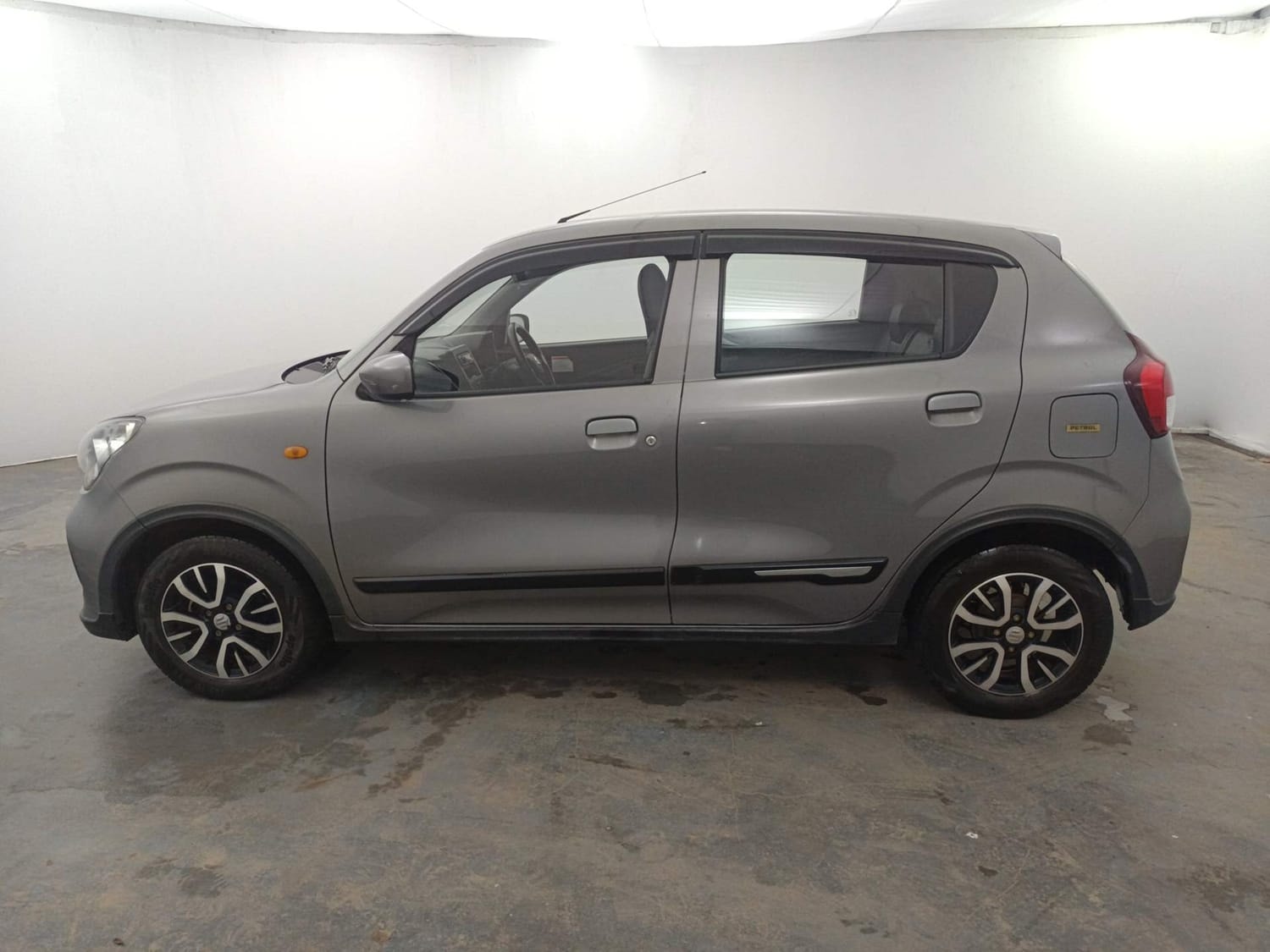 View 2022 Maruti Suzuki Celerio VXI CNG Image 2 Used 2022 Maruti Suzuki Celerio VXI CNG Image 2