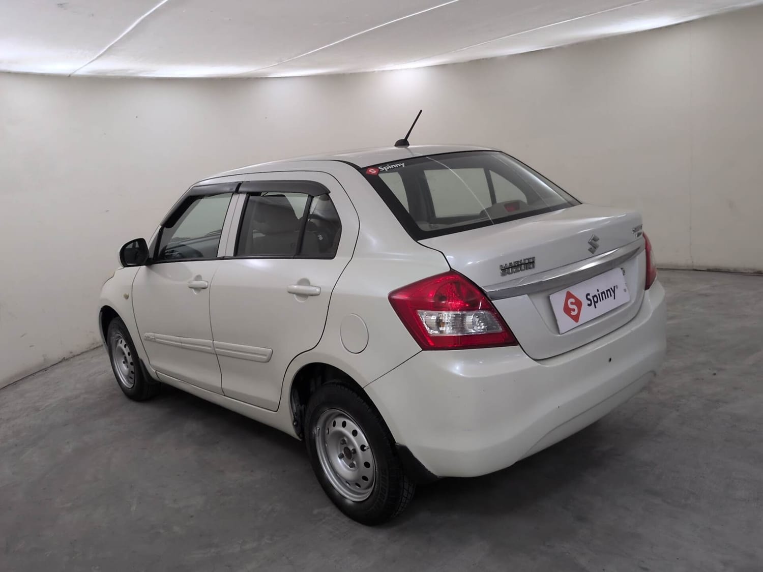 View 2016 Maruti Suzuki Swift DZire LDI Image 3 Used 2016 Maruti Suzuki Swift DZire LDI Image 3