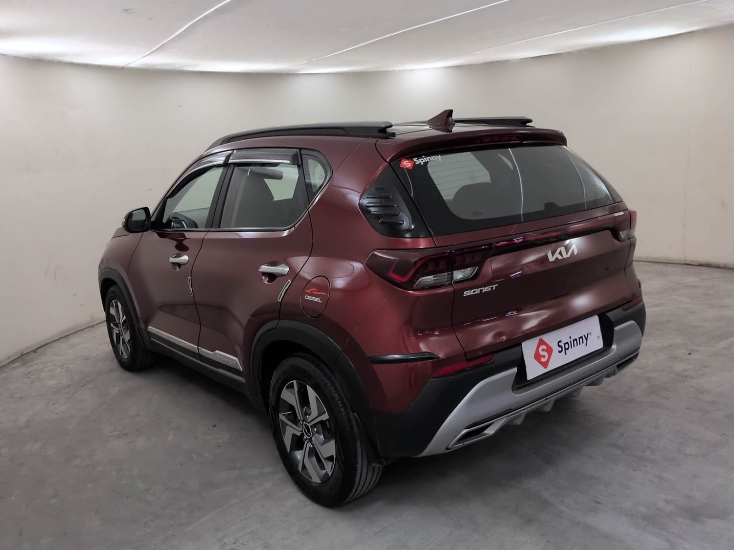 View 2022 Kia Sonet HTX AT Diesel Image 3 Used 2022 Kia Sonet HTX AT Diesel Image 3