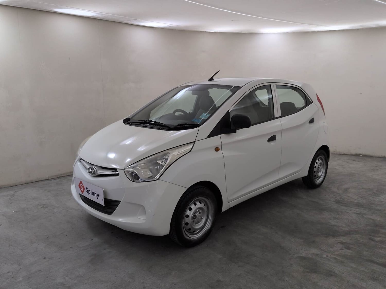 View 2017 Hyundai EON Era Plus Image 1 Used 2017 Hyundai EON Era Plus Image 1