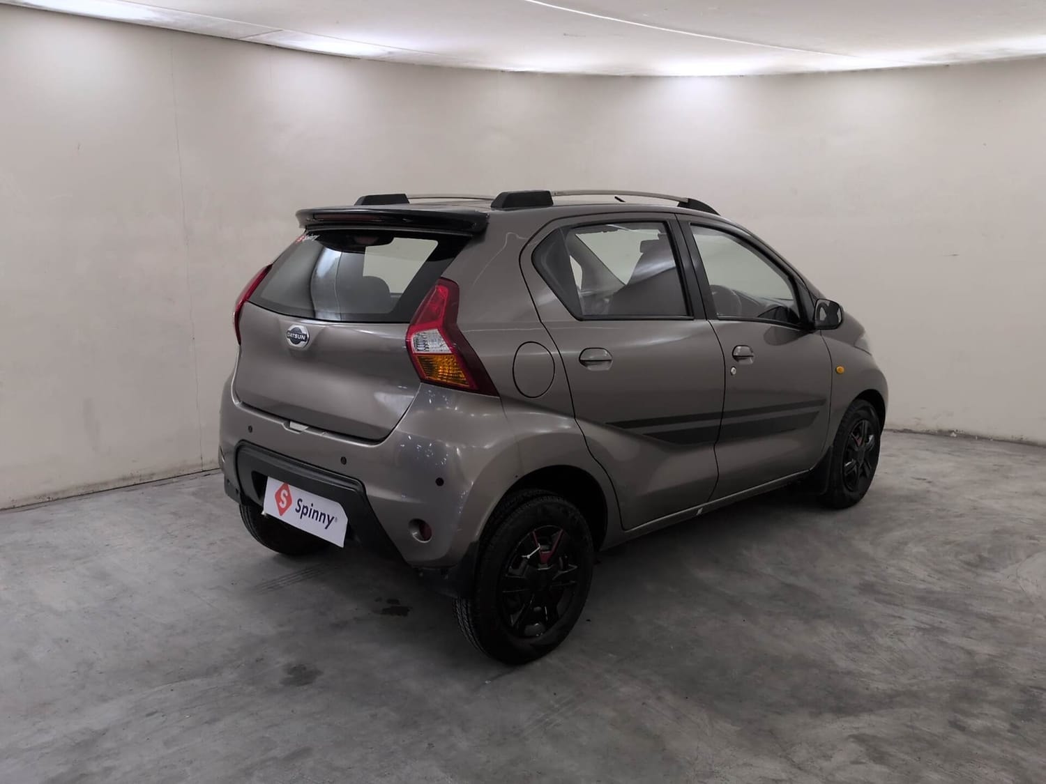 View 2017 Datsun Redi GO S-1.0L BS IV Image 5 Used 2017 Datsun Redi GO S-1.0L BS IV Image 5
