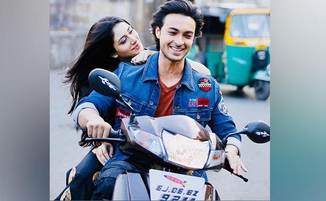 Celebrities are time and again brought under the radar for flouting rules but never fined; something which would otherwise be imposed on regular citizens. However, debutant actors Warina Hussain and Aayush Sharma weren't allowed any leeway by the Vadodara Traffic Police recently. The lead actors of the upcoming movie Loveratri were fined Rs. 100 each, for riding a two-wheeler without a helmet as per a news report. Warina and Aayush were in the city to promote their upcoming film and the two-wheeler ride was part of the promotional event.