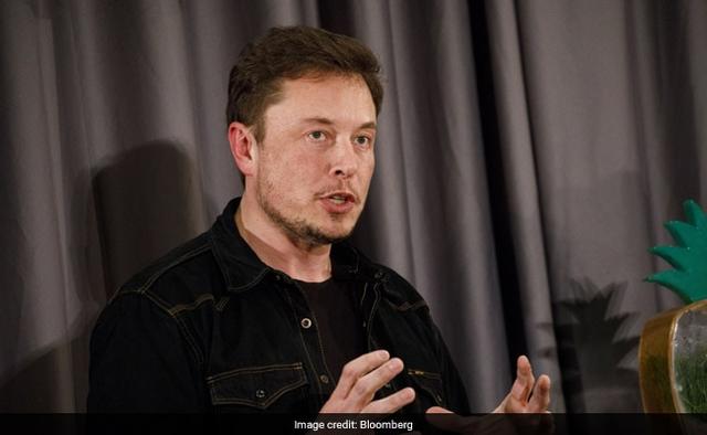 Tesla Inc. Chief Executive Officer Elon Musk told CBS's "60 Minutes" that he may be willing to buy some of the five factories General Motors Co. will idle next year, making him the second rival in two days to step up with possible job-creating moves as GM takes political heat for cutting workers.