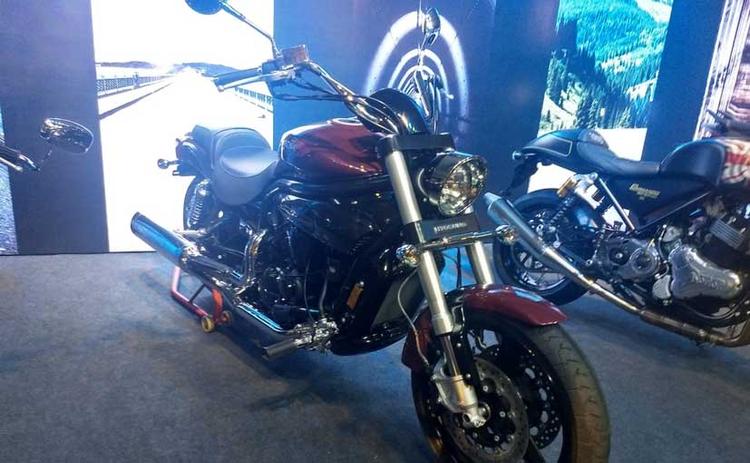 Joining forces with Kinetic Motoroyale for its future operations in India, Hyosung has launched the GT 250 RC and 650 Aquila Pro in India priced at Rs 3.39 Lakh and Rs 5.55 lakh, respectively (all prices are ex-showroom, India). Kinetic Motoroyale has joined hands with five global motorcycle makers that will be operating under its umbrella in India. In the first phase, Motoroyale has launched seven new motorcycles and will start operations in six metro cities where all the five brands will retail their motorcycles.
