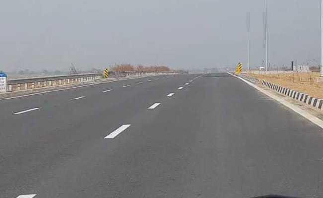 Delhi-Mumbai Expressway Construction Set To Begin In March 2019
