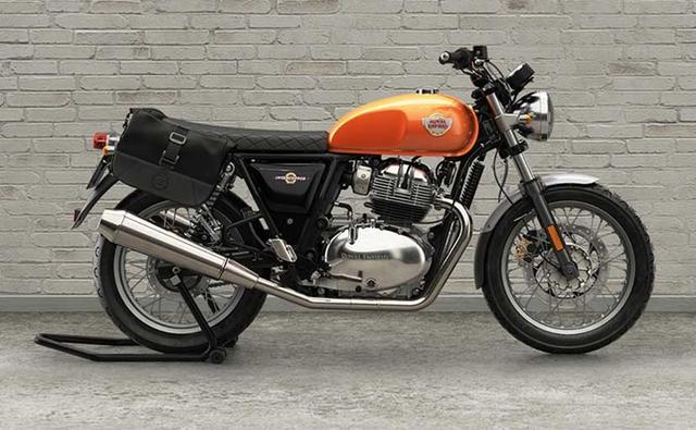 Royal Enfield Interceptor 650 and the Continental GT 650 were introduced last month at a stellar price tag. The price range for the 650 twins starts at Rs. 2.34 lakh (ex-showroom in certain markets), going up to Rs. 2.70 lakh for the range-topping chrome version. With deliveries begun, Royal Enfield has now revealed the accessories list on the 650 twins along with its prices. Much like the motorcycles, the accessories too are cost effective ranging between Rs. 600 and Rs. 6000. Like all offerings, the 650 Twins also get its individual merchandise.