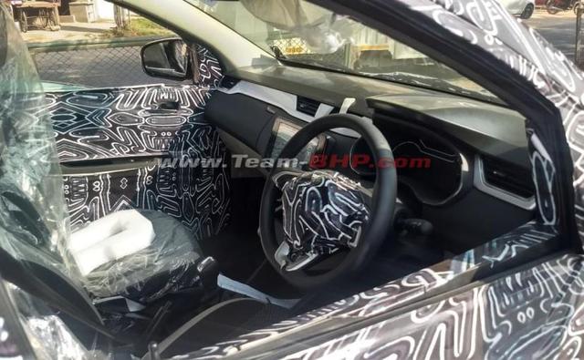 Recently some new spy shots have surfaced online, and this time around we get to see the cabin of the all-new MPV. The MPV will be based on the Kwid's CMF-A platform and will be a sub-4 metre model, rivalling the likes of the Datsun GO+.