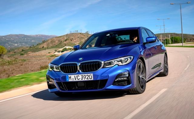 Here's our detailed review and road test of the 2019 BMW 3 Series sedan. Currently in its 7th generation, the new 3 Series will come to India next year, and we got to test both the engine variants India will be getting - 320d diesel and 330i petrol.