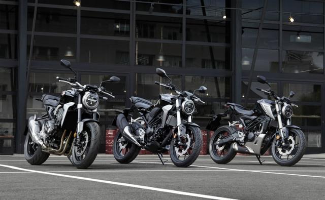 Honda Motorcycle and Scooter India (HMSI) is all set to introduce the CB300R streetfighter in the country later today. Catch all the Live Updates from the Honda CB300R launch here.