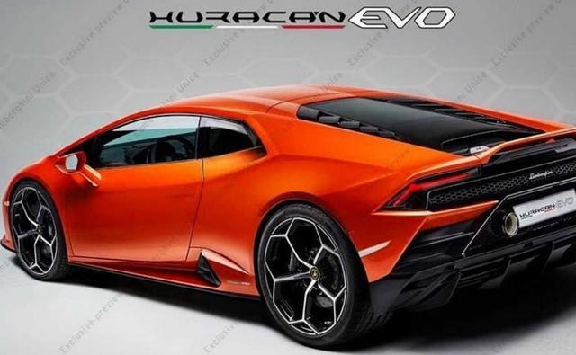 The first thing that strikes you is the new suffix that the Huracan gets, 'Evo' and by that it's evident that you're not dealing with a very special LP610-4. The rear picture of the car, gives us an insight into the reworked exhaust system of the car.