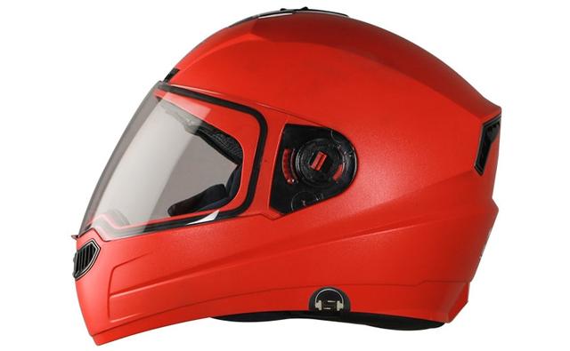 Steelbird SBA-1 HF Helmet Launched With Handsfree Music And Calls Connectivity; Priced At Rs. 2589