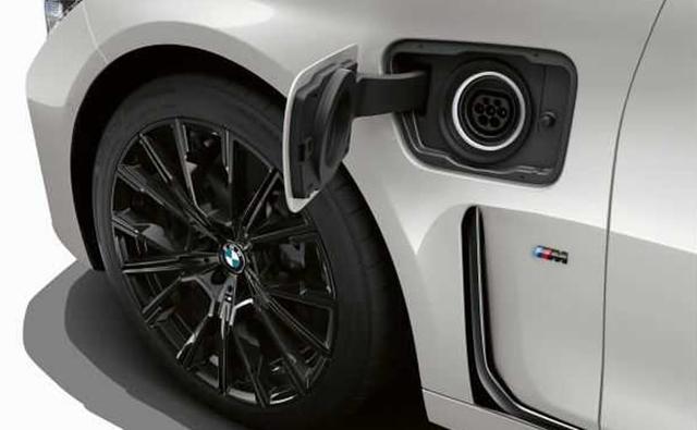 2019 Geneva Motor Show: BMW To Showcase New-Gen Plug-In Hybrid Cars