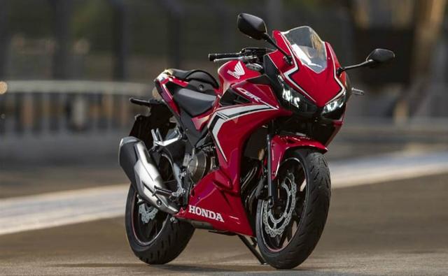 There is a new entrant in the sub 500 cc supersport motorcycle category, the 2019 Honda CBR400R or 'baby Fireblade'. It is derived from the CBR500R and will be going up against the likes of the Kawasaki Ninja 400.
