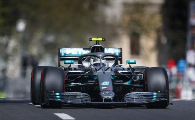 Mercedes driver Valtteri Bottas will be starting the 2019 Formula 1 Azerbaijan Grand Prix in pole position snatching the lead from teammate Lewis Hamilton. It will be a front-row lockout for Mercedes in Baku, followed by Sebastian Vettel of Scuderia Ferrari in third place. Bottas lapped the circuit in 1m40.995s, 0.059s faster than Hamilton while Vettel lapped 0.302s behind Bottas. Teammate Charles Leclerc crashed out in Q2 after having a promising run during the practice sessions.