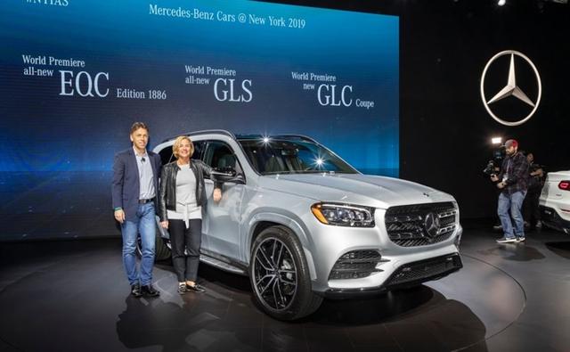 Mercedes-Benz has officially pulled the wraps off the upcoming new Mercedes-Benz GLS SUV at the ongoing New York International Auto Show 2019.