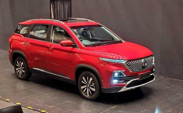 MG Motor India today announced that pre-bookings for the Hector SUV will start from June 2019. But the car is all set to hit all of the company dealerships in the next couple of weeks so that consumers can take a look at the car and then, of course, come to a decision. MG already has 120 dealerships across 50 cities in the country and it plans to scale it up to 250 outlets by the end of September this year.ame