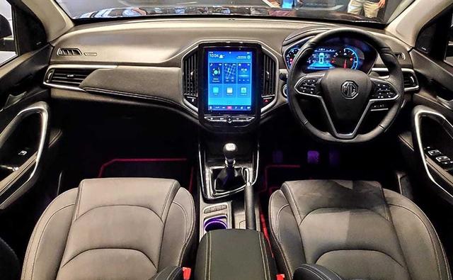 The MG Hector is the latest entrant in the compact SUV space and apart from connected car features it also gets a class-leading cabin. Here's an overview of the interiors.