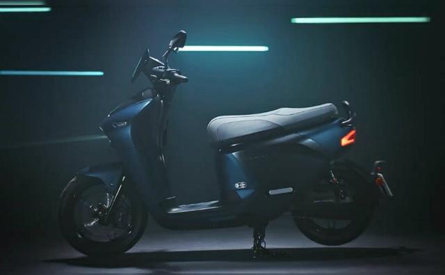 The Yamaha EC-05 electric scooter with swappable batteries has been unveiled for the Taiwanese market.