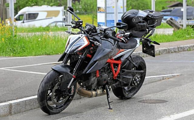 Updated frame, revised styling and several new components spotted on what is likely to be the 2020 KTM 1290 Super Duke R.
