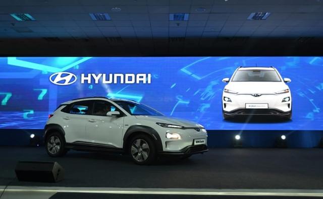 The Hyundai Kona Electric has been launched in the lower spec 39.2 kWh version in India but the drive range is still impressive and it is packed with pretty exciting features.