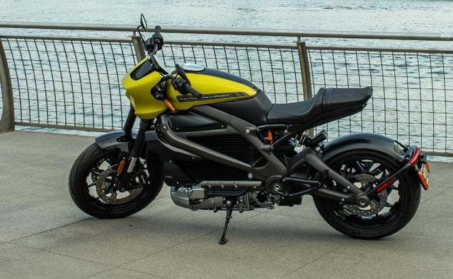 Harley-Davidson has finally revealed the complete specifications and features of its first ever electric motorcycle, the LiveWire. The prices for Harley-Davidson LiveWire start at $29,799 and it will be coming to India as well.