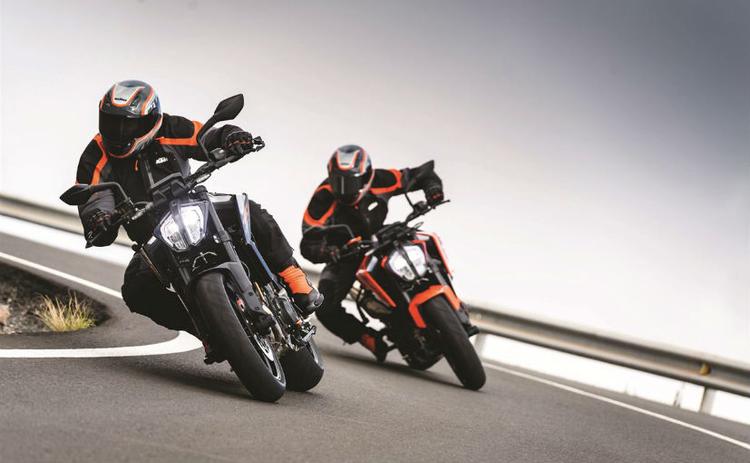 It was in September 2020 that KTM confirmed working on a new 750 cc range of motorcycles, in collaboration with CFMoto. Now, the new 750 bikes will be manufactured in China in partnership with CFMoto who is the only KTM distributor in the country.