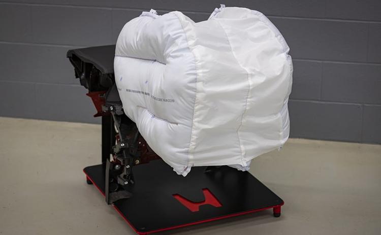 Honda Develops New Front Airbag Technology