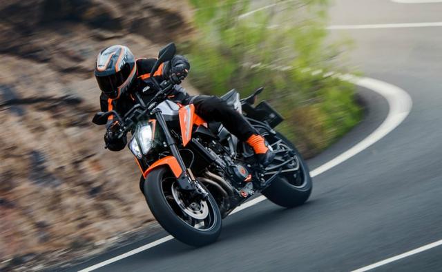 The KTM 790 Duke has been launched in India at a price of Rs. 8.63 lakh. It looks to be a good proposition if you are looking for a performance bike for less than Rs. 10 lakh. Here is everything you need to know about the KTM 790 Duke.