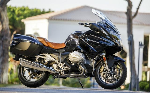 BMW Motorrad India has launched the BMW R 1250 R and the R 1250 RT in India. The R 1250 R is priced at Rs. 15.95 lakh while the R 1250 RT is priced at Rs. 22.5 lakh (ex-showroom, India).