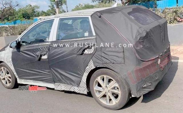 The next-generation Hyundai i20 premium hatchback was recently spotted testing in India. Expected to be launched at the upcoming Auto Expo 2020, this is the third-generation avatar of the i20, and interestingly, as hinted by the spy photos, the car will come with rear disc brakes as well.