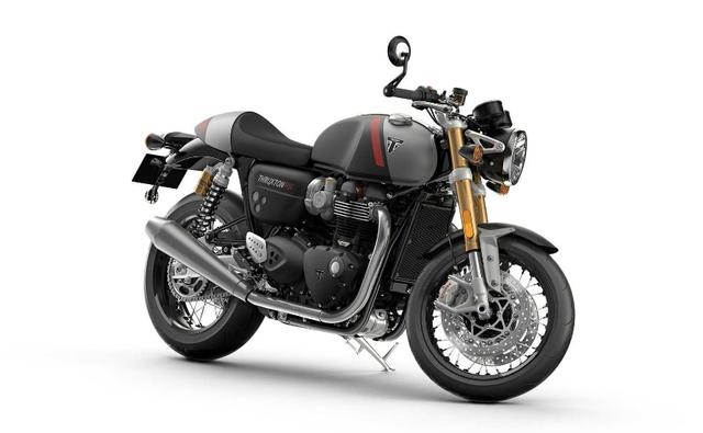The top-spec model in the Triumph cafe racer range now makes more power, and more torque across the rev range, and the new bike also sheds weight, thanks to revised engine components.