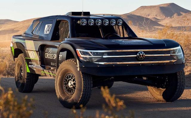 2019 LA Auto Show: Volkswagen Atlas Cross Sport R Race Truck Showcased