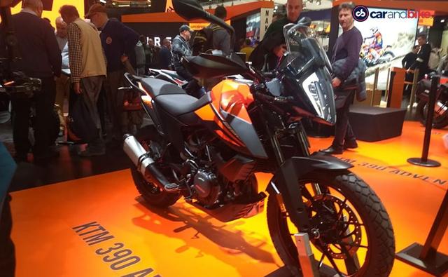 The wait is finally over! The unicorn of the Indian motorcycling scene is indeed real and has just been revealed at the 2019 EICMA Motor Show. We are talking about the KTM 390 Adventure, of course, a motorcycle that has been a part of the bucket lists for a number of bike enthusiasts over the years. As the manufacturer puts it, the new 390 Adventure has harnessed the attributes and DNA from the popular and highly rated KTM 790 Adventure, as well as the development information that comes from nearly two decades of Dakar Rally success.