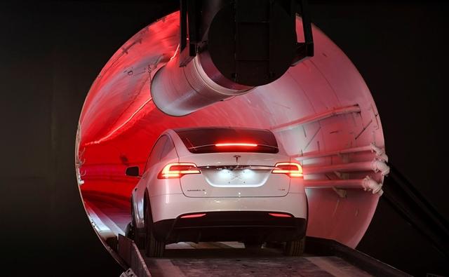 Elon Musk, founder of tunnelling enterprise Boring Company, said in a tweet that a commercial tunnel in Las Vegas would "hopefully" be fully operational in 2020.