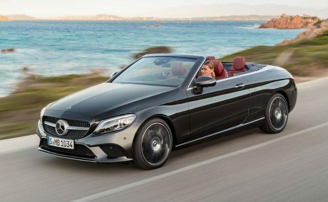 Mercedes-Benz India will not only introduce the C-Class sedan facelift later in the year but also bring the Coupe and AMG tuned versions. Carandbike.com can now confirm that the Mercedes-Benz C300 Cabriolet facelift is also slated to be launched in India by the end of this year.