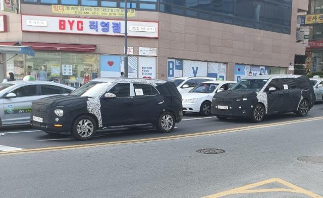 ह्यूंदैई दक्षिण कोरिया में 7-सीटर क्रेटा SUV की टेस्टिंग कर रही है जिसकी स्पाय फोटोज़ ऑनलाइन सामने आई हैं. जानें कितनी बदली 7-सीटर SUV?