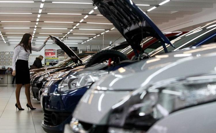 Slumping Fleet Sales Weigh On U.S. Auto Market