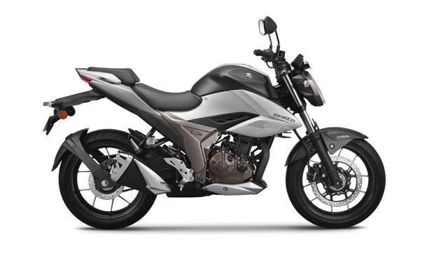 2020 सुज़ुकी जिक्सर 250 BS6 नैकेड स्ट्रीटफाइटर बाइक की दिल्ली में एक्सशोरूम कीमत बढ़कर 1,65,441 रुपए हो गई है. जानें मोटरसाइकिल के बाकी मॉडल्स के दाम?