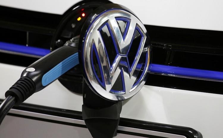 Volkswagen is increasing its stake in U.S. company QuantumScape by up to $200 million to boost the development of solid-state battery technology that aims to increase the ranges of electric cars and shorten charging times, the German carmaker said.