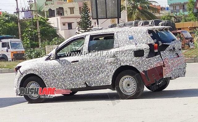 New-Gen Mahindra XUV500 Cabin Revealed In New Spy Photos